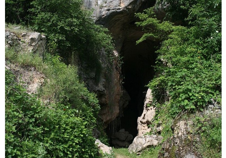 Армяне заминировали Азыхскую пещеру (Видео)