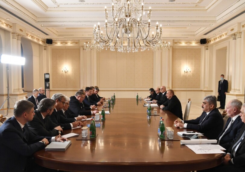 Президент Ильхам Алиев принял министра иностранных дел РФ Сергея Лаврова (Фото)