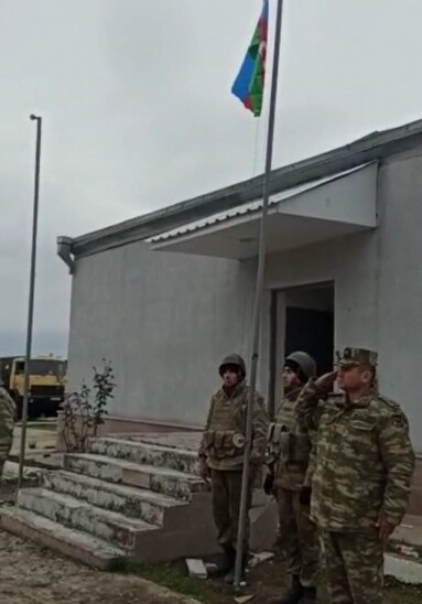 В селе Шелли Агдама поднят Азербайджанский флаг (Фото)