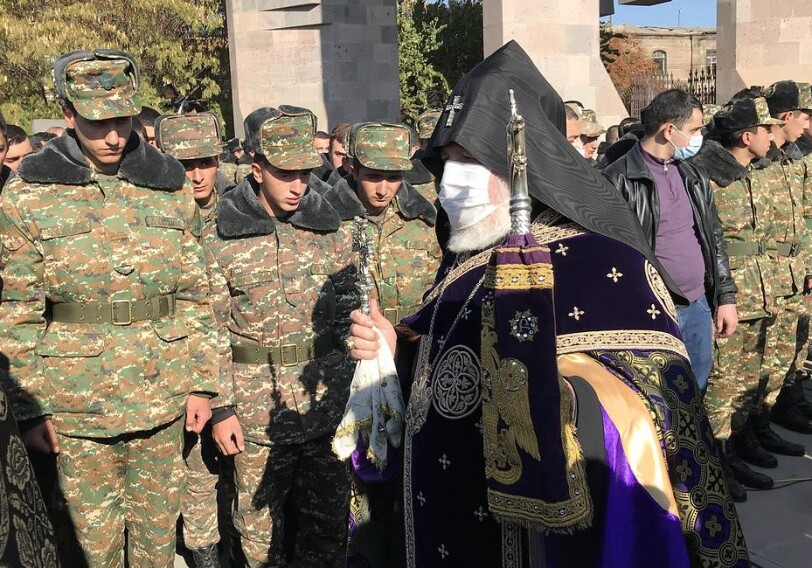 Католикос всех армян призвал народ к единству