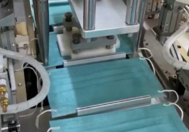 Бакинская текстильная фабрика будет выпускать 8 млн медицинских масок в месяц