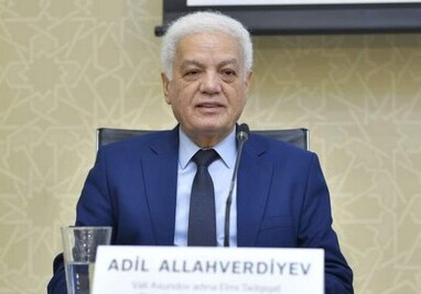 Адиль Аллахвердиев: «Необходимо ужесточить режим карантина на одну-две недели»