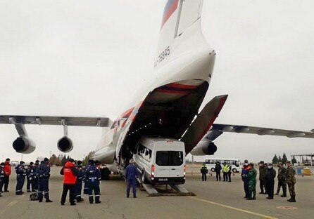 Гуманитарная помощь для Ханкенди доставлена ​​в аэропорт Гянджи (Фото-Видео)
