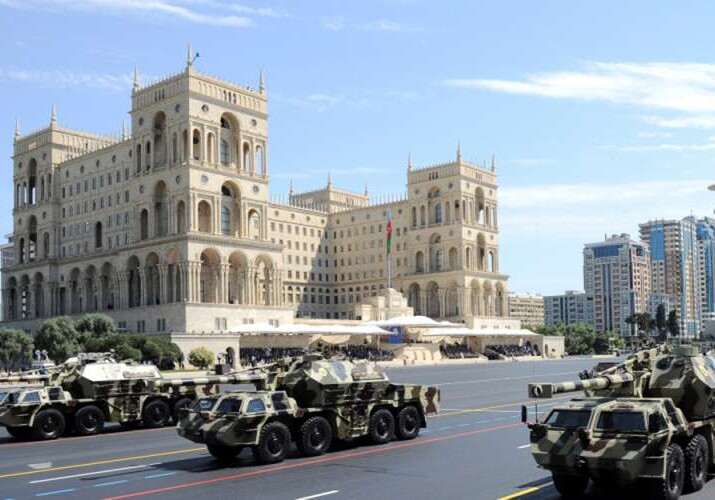 В связи с Парадом Победы на некоторых улицах Баку полностью ограничивается движение