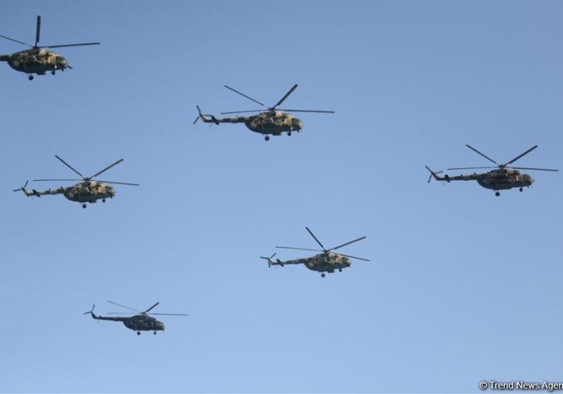 ВВС Азербайджана выполняют полеты в преддверии военного парада (Видео)