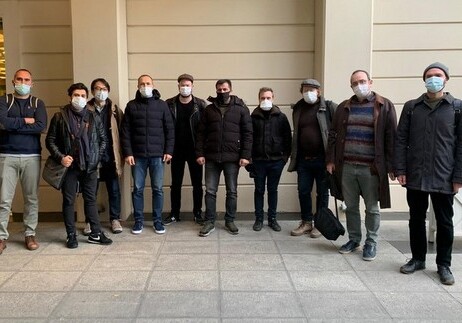 Группа иностранных журналистов отправилась в Карабах