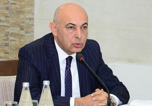 Завотделом Администрации президента Азербайджана встретился с руководителями партий