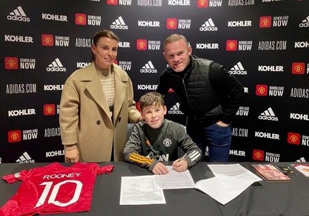 11-летний сын Уэйна Руни подписал контракт с «Манчестер Юнайтед»