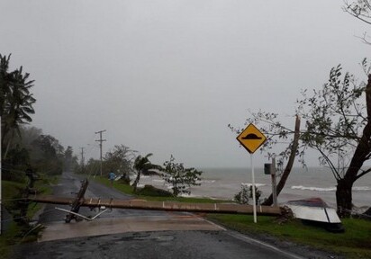 Ураган на Фиджи: разрушен остров Киа, есть погибшие (Фото-Видео)