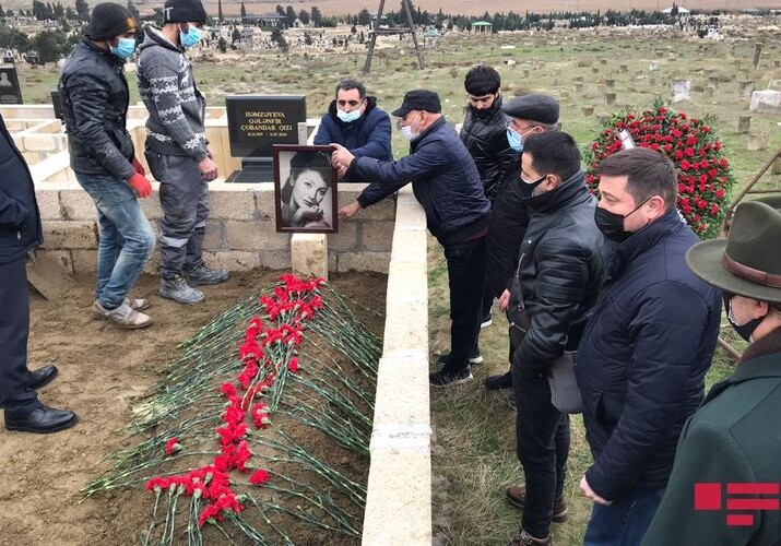 Сафура Ибрагимова похоронена (Фото)