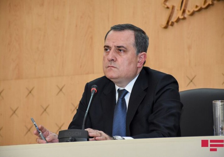 Азербайджан намерен реинтегрировать проживающих в Карабахе граждан армянского происхождения в социальное-экономическое пространство страны