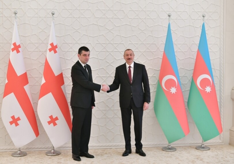 Премьер-министр Грузии позвонил Ильхаму Алиеву
