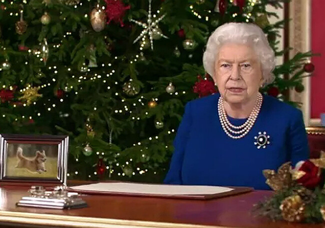 Двойник Елизаветы II рассказал всю правду о королевской семье в рождественском обращении (Видео)