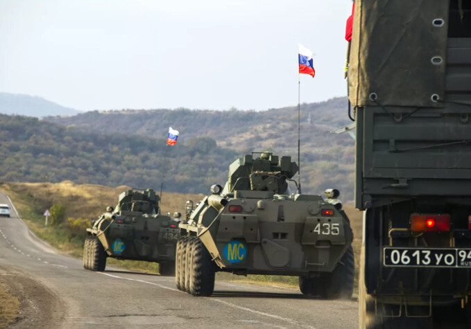 Российские миротворцы сопроводили азербайджанские колонны в Карабахе