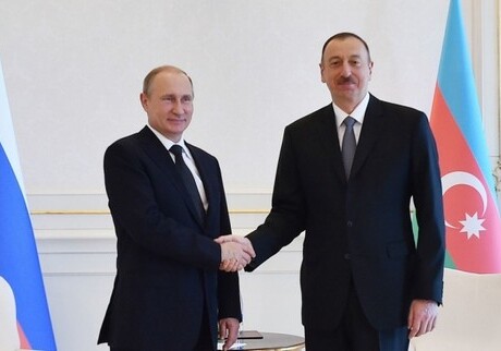 Владимир Путин направил новогоднее поздравление Ильхаму Алиеву