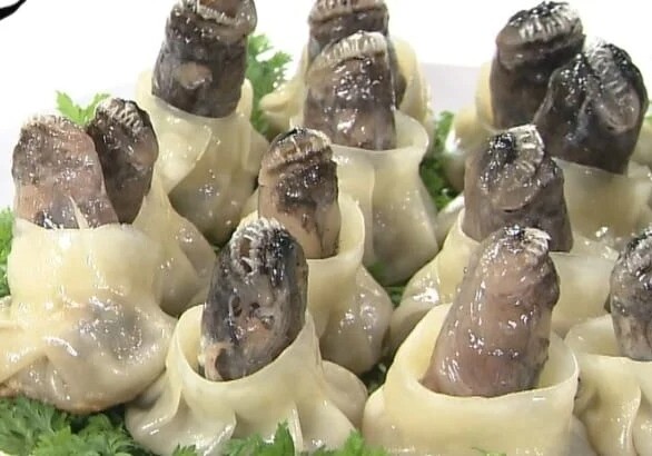 Пельмени с Чужими: В Японии придумали новое блюдо, пугающее своим внешним видом (Видео)