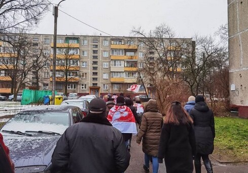 В микрорайонах Минска проходят акции протеста (Видео)
