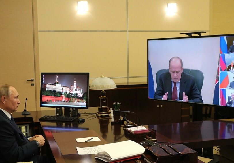 Путин провел совещание по Карабаху (Фото)