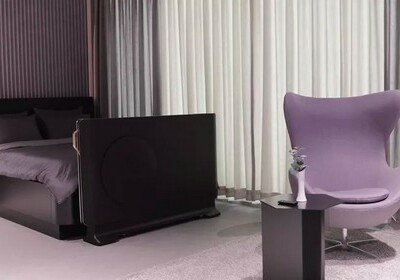 LG представила кровать со встроенным прозрачным телевизором