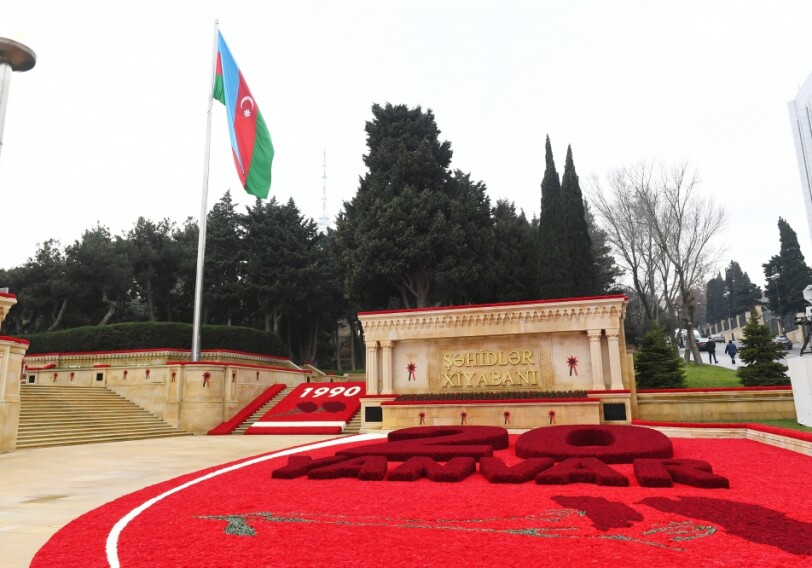 Президент Ильхам Алиев и первая леди Мехрибан Алиева посетили Шехидляр хиябаны по случаю 31-й годовщины кровавой трагедии 20 Января (Фото)