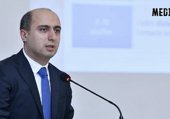 В Азербайджане возобновляется учебный процесс - Министр образования проводит брифинг (Прямой эфир)