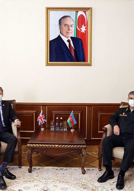 Азербайджан и Великобритания обсудили вопросы сотрудничества в оборонной сфере