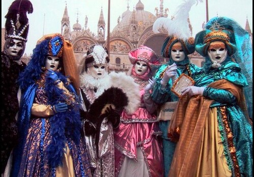 Венецианский карнавал впервые пройдет в онлайн-формате