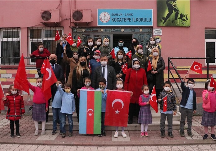 Азербайджанские военные ответили на письма детей из Самсуна