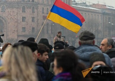 В Армении 5 граждан задержаны по подозрению в попытке захвата здания правительства