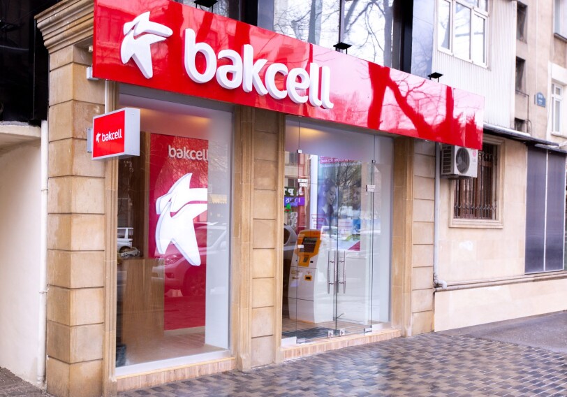 Компания Bakcell представила новый концептуальный магазин в Баку (Фото)