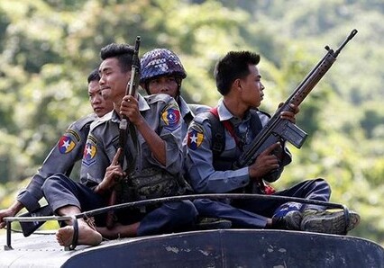 Военные в Мьянме объявили о введении чрезвычайного положения 