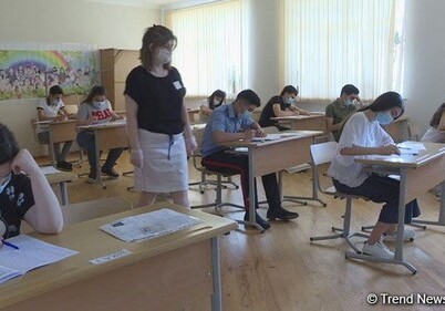 В Азербайджане ученики V-IX классов и студенты вузов возвращаются к очным занятиям