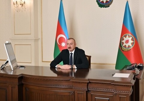 Президент Азербайджана обратился к населению: «Прошу вас подождать, не ездить на освобожденные территории»