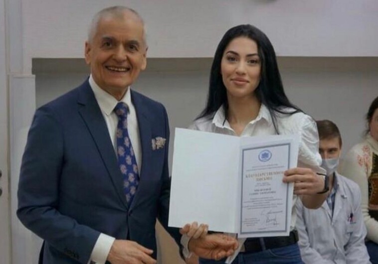 Госдума России наградила азербайджанку за борьбу с COVID-19