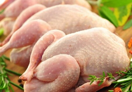 Азербайджан запретил ввоз мяса птицы из Германии и Чехии