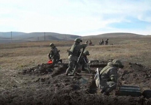 Российские миротворцы провели в Карабахе занятия по огневой подготовке (Фото)