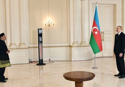 Президент Азербайджана принял верительные грамоты послов Индонезии и Беларуси (Фото-Обновлено)