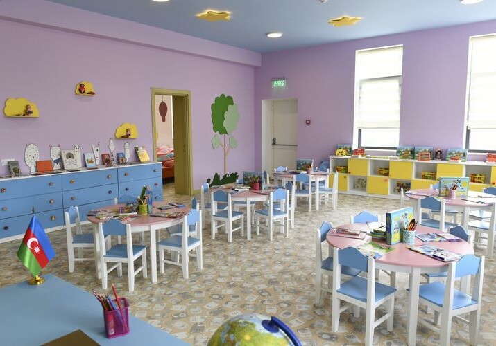 В Баку приостановлен прием детей в детские сады 