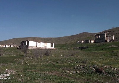 Минобороны АР показало руины села Чайтумас Губадлинского района (Фото-Видео)