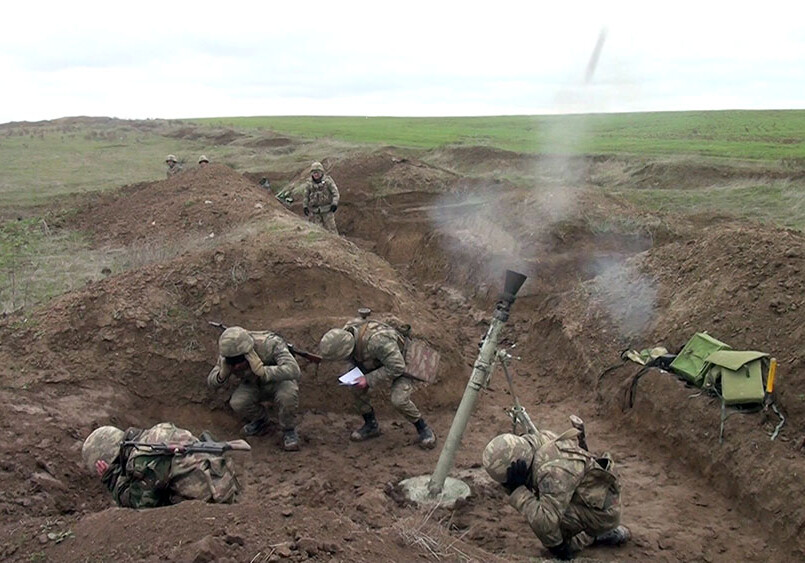 Учебные тренировки минометных батарей с боевой стрельбой продолжаются (Фото-Видео)