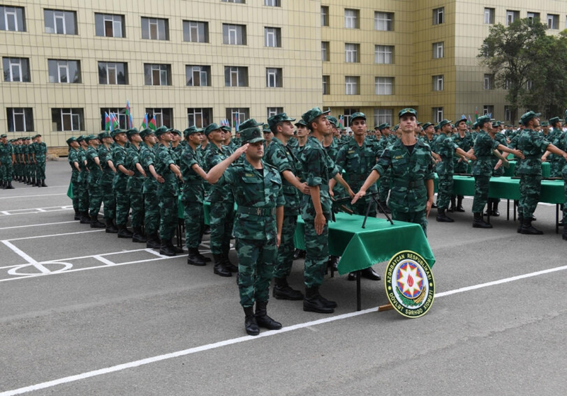 Парламент Азербайджана утвердил предоставление докторантам отсрочки от военной службы