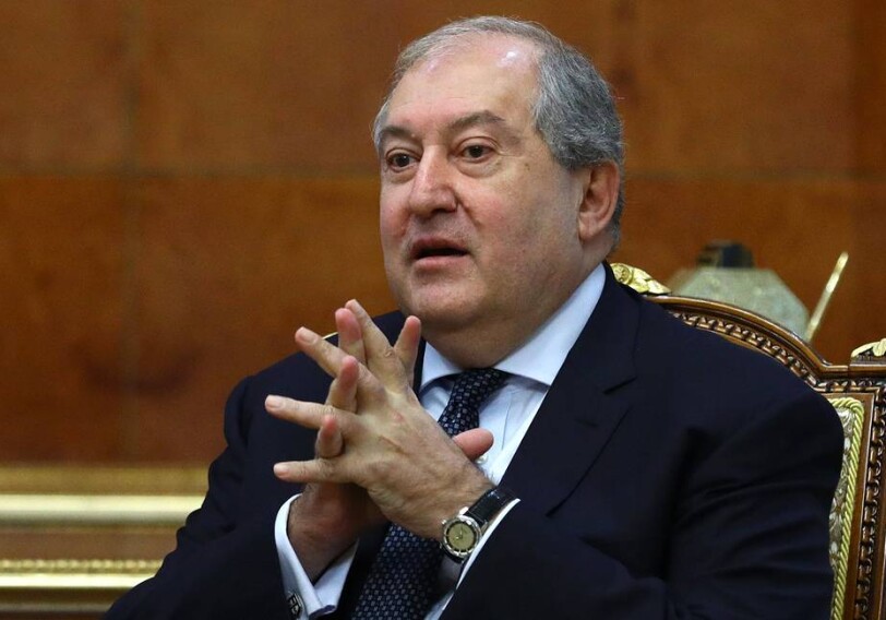 Президент Армении отказался увольнять главу Генштаба ВС