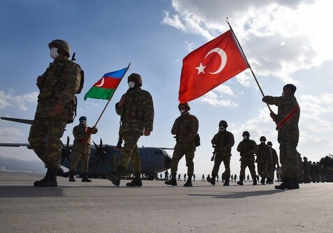 Азербайджан и Турция проведут совместные военные учения (Фото)