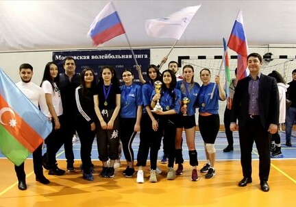 АМОР провело турнир по волейболу среди женских команд (Фото)