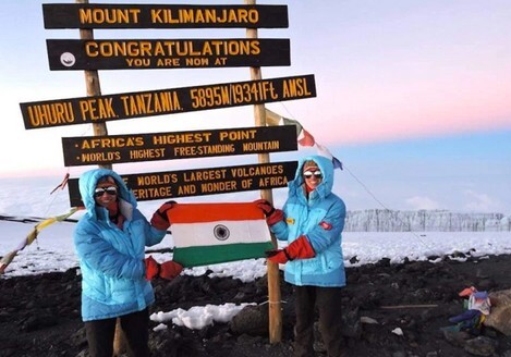 Сестры из Индии стали первыми в мире близнецами, покорившими 7 самых высоких гор
