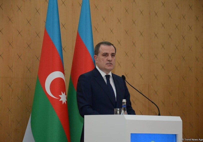 Баку призывает оказать давление на Ереван для передачи Азербайджану карты минных полей в Карабахе