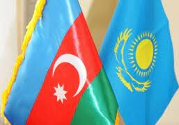 Состоялся телефонный разговор премьер-министра Али Асадова с премьер-министром Казахстана