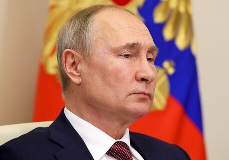 Путин завтра сделает прививку от коронавируса 