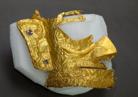 В Китае найдена 3000-летняя золотая маска (Фото)