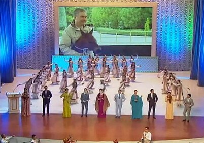 Президент Туркменистана написал новую песню (Видео)
